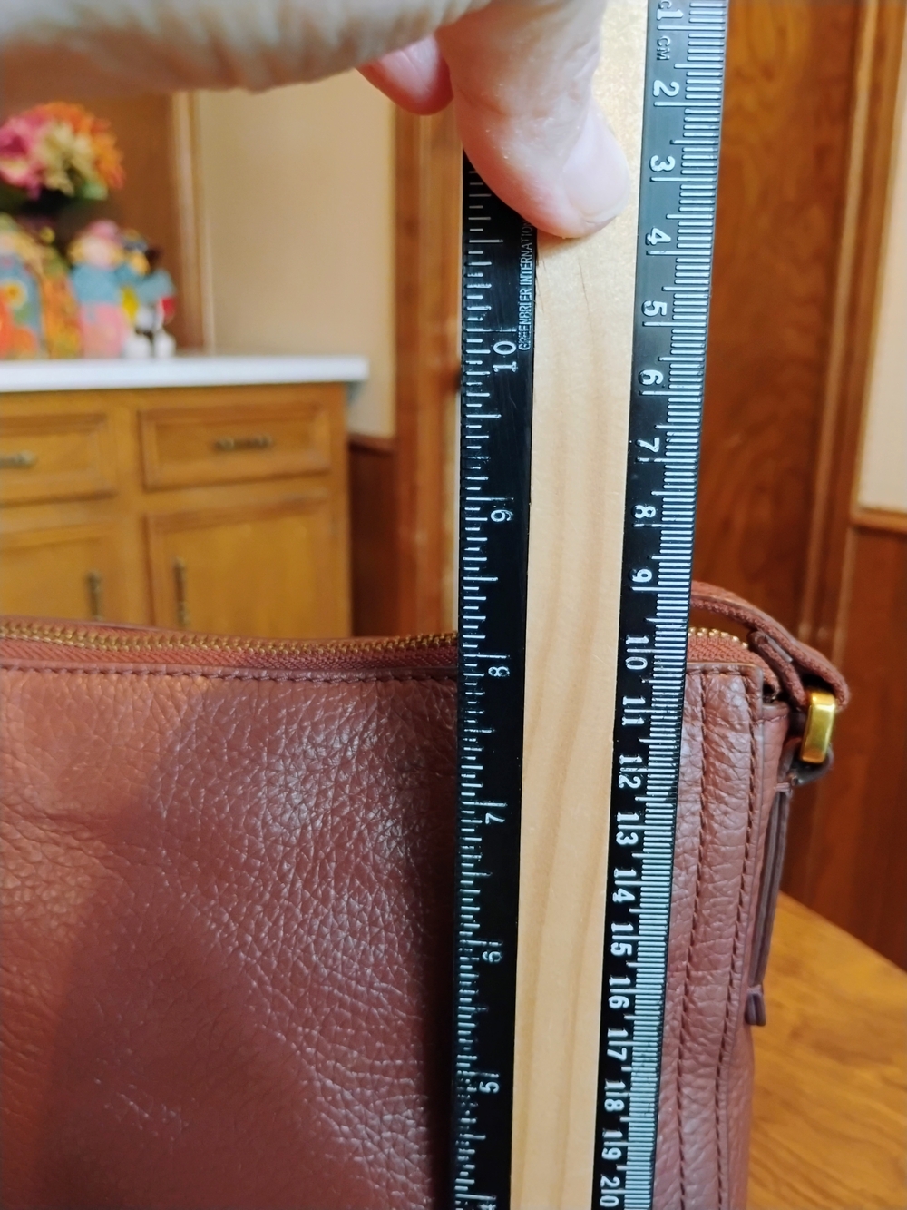 Fossil Brown Pebbled Leather Zip Top Crossbody Bag Adjustable Strap. Pockets - Picture 11 of 12